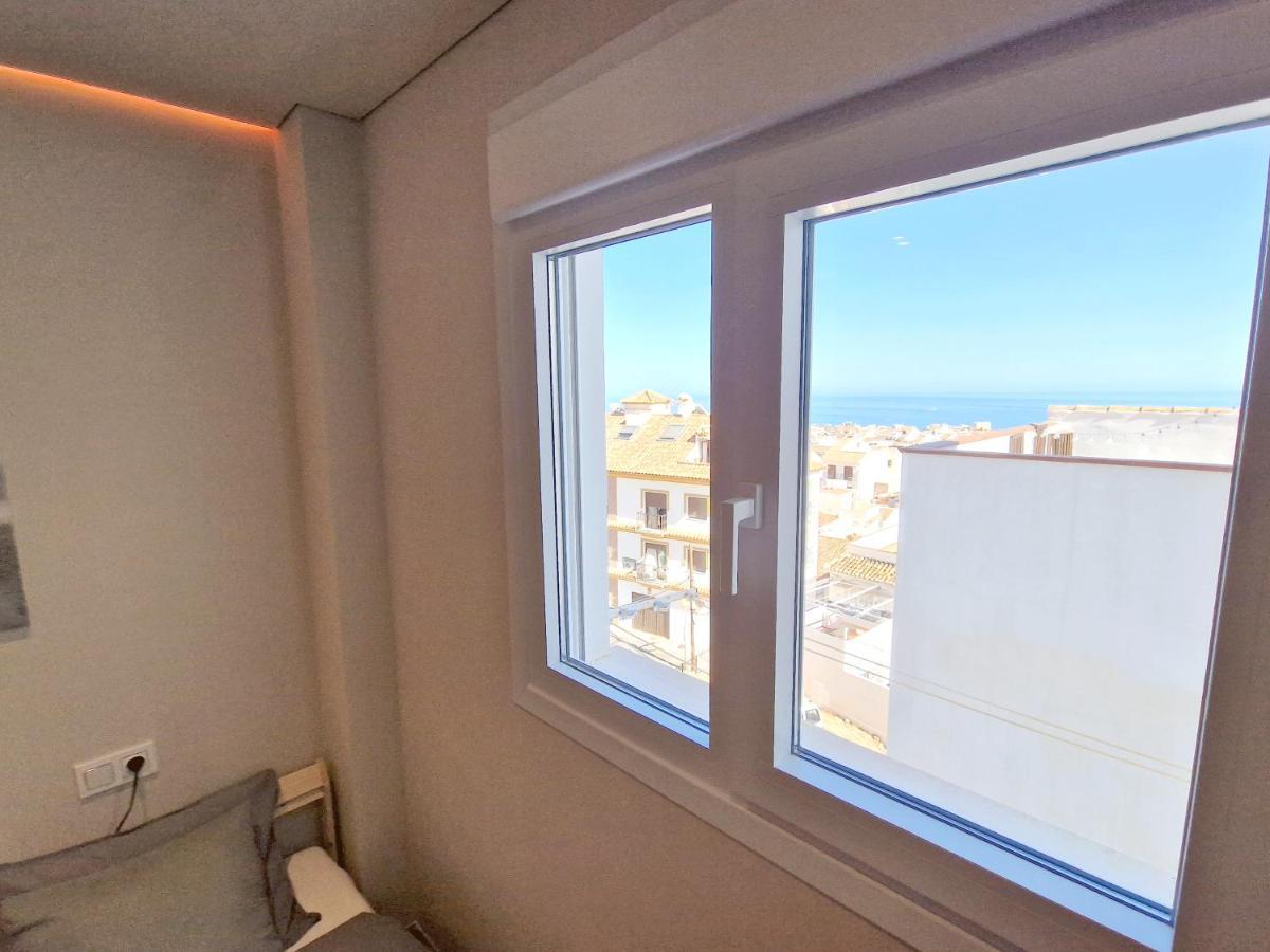 Emerald Apartment - Spacious Modern 2 Bedroom Benalmádena Kültér fotó