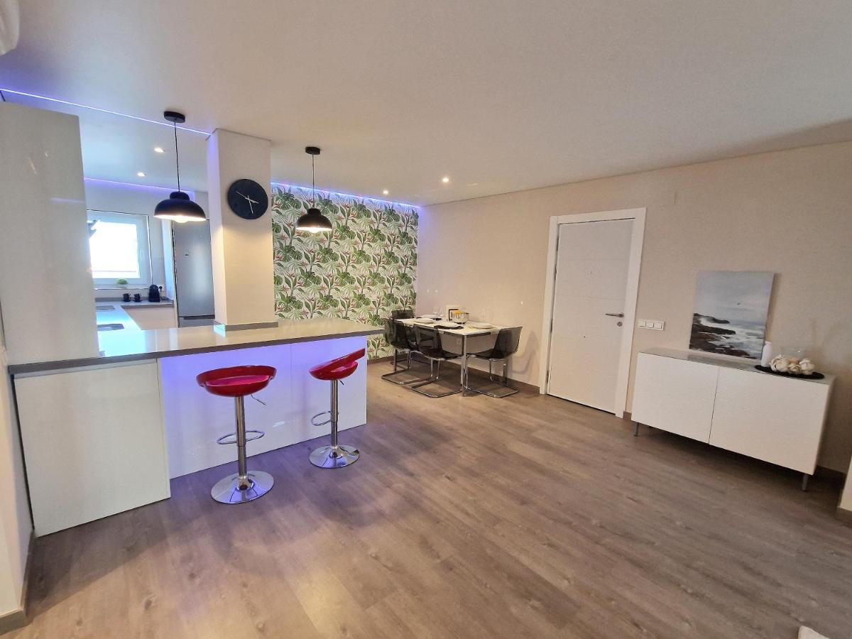 Emerald Apartment - Spacious Modern 2 Bedroom Benalmádena Kültér fotó